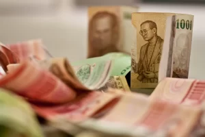 Jaką walutą płacić w Tajlandii?