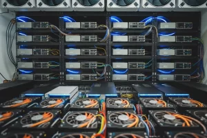 Co to jest koparka kryptowalut i czy kopanie kryptowalut się opłaca ?