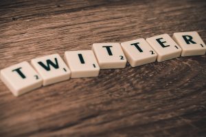 Aplikacja do wysyłania Bitcoina na Twitterze