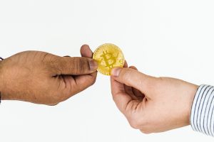Bitcoin ma większy wolumen transakcji niż Visa