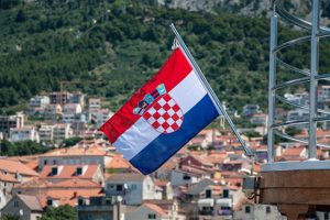 Euro, kuny i lewy, czyli czym płacić w Chorwacji i Bułgarii?